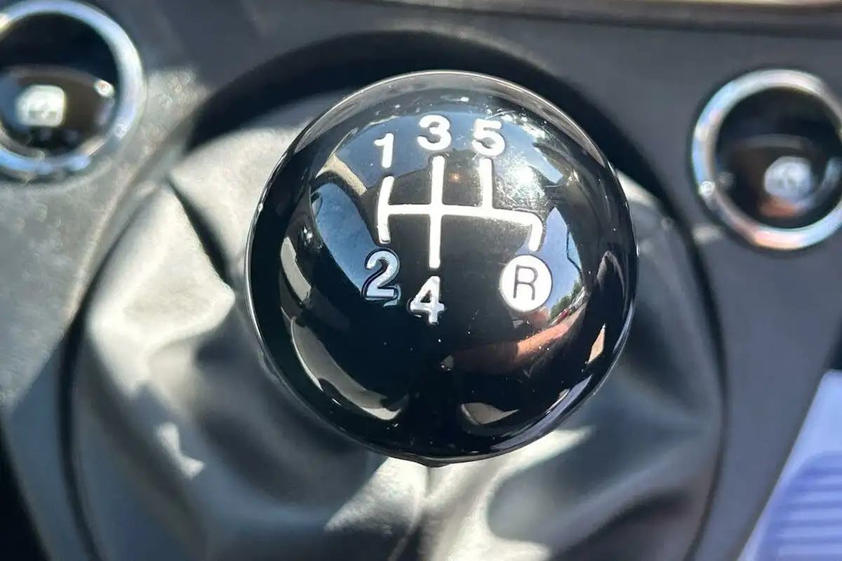 2018-fiat-500-12-pop-big-9