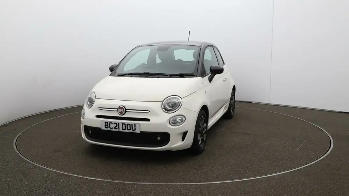 2021-fiat-500-10-hey-google-big-28