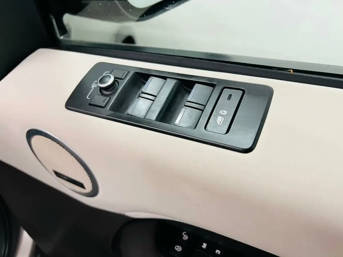 2019-land-rover-discovery-20-sd4-hse-big-18