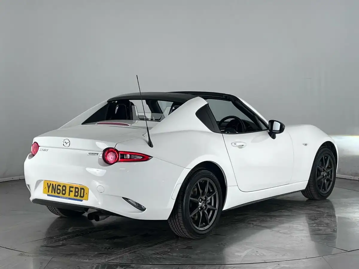 2018-mazda-mx-5-15-se-l-rf-big-5