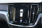 2019-volvo-v60-20-t5-r-design-ss-small-14