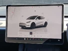 2022-tesla-model-y-e-long-range-small-10