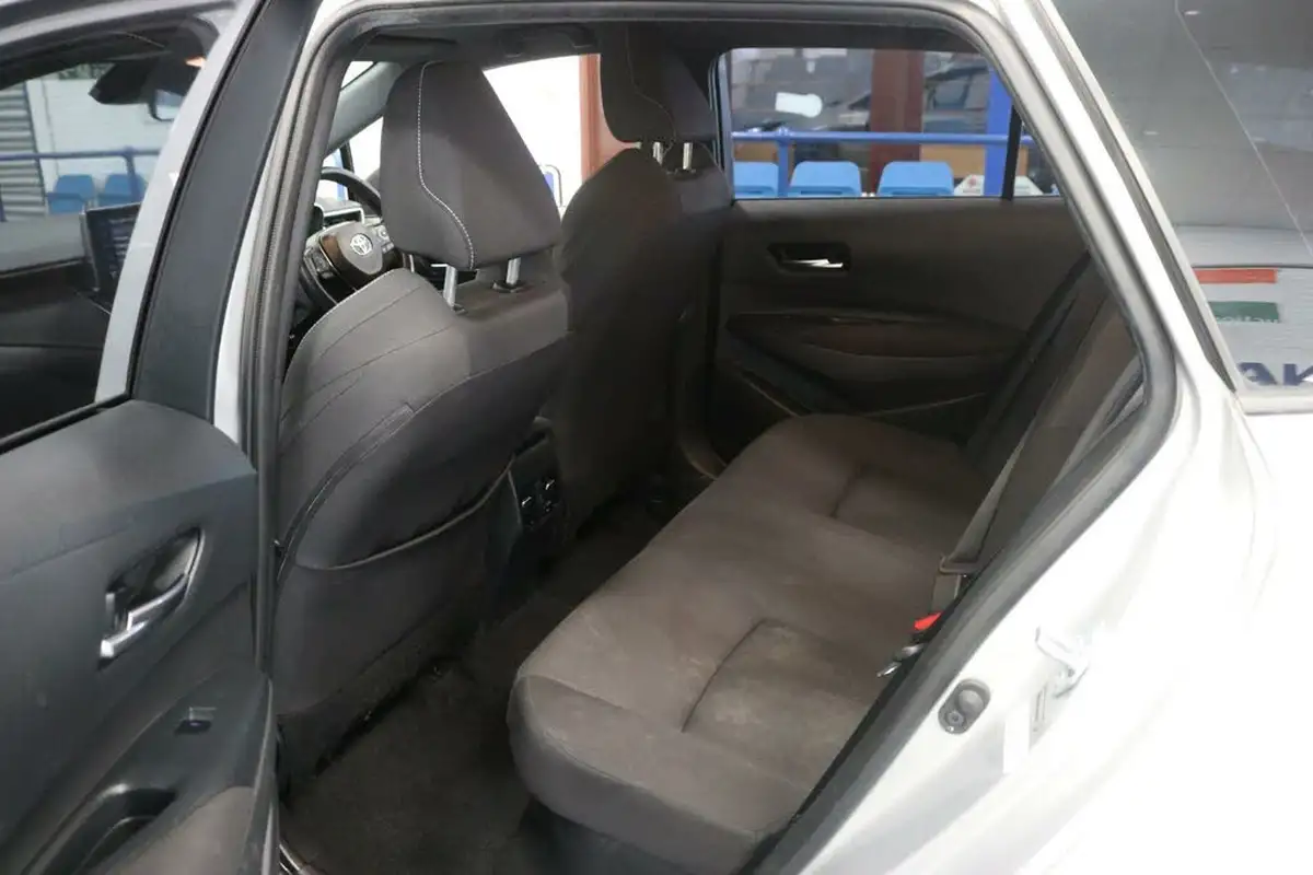 2021-toyota-corolla-18-vvt-i-icon-tech-spare-wheel-touring-sports-5d-big-14