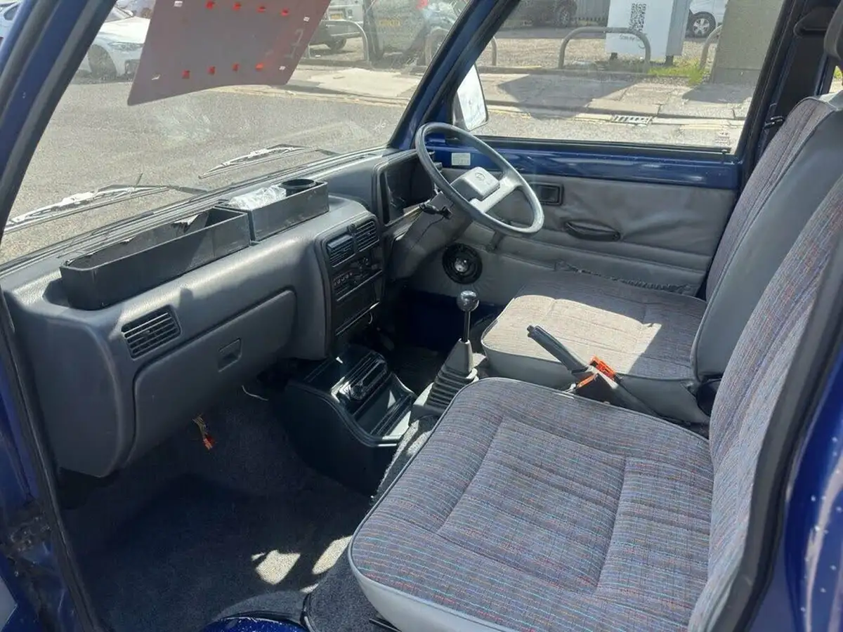 2005-daihatsu-hijet-13-lpg-panel-van-big-33