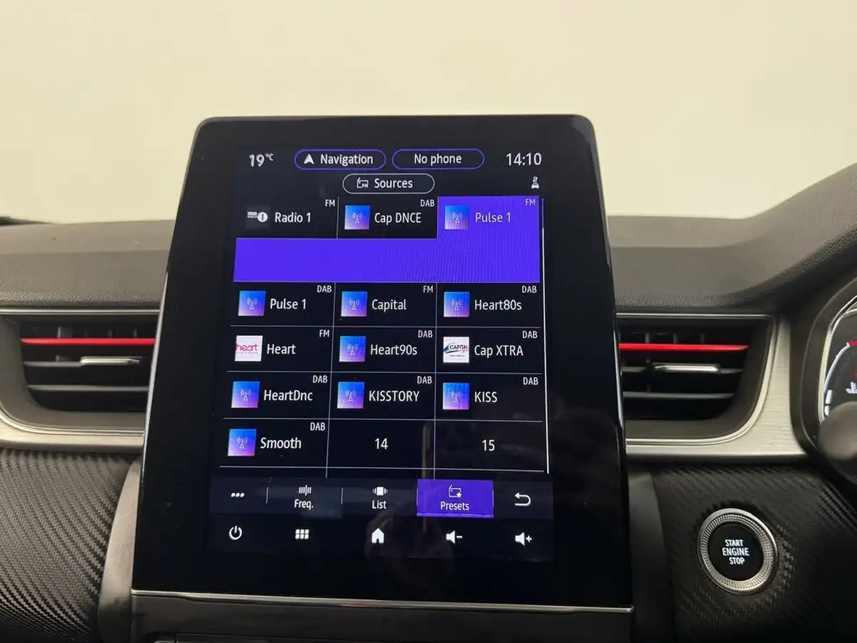 2022-renault-captur-13-tce-rs-line-edc-auto-big-40