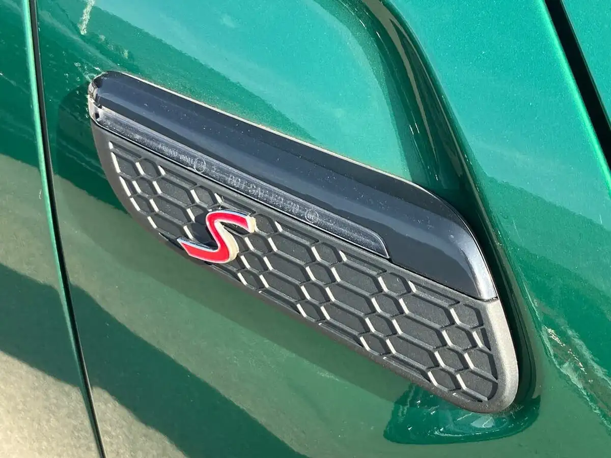 2021-mini-cooper-20-cooper-s-sport-hatchback-3d-auto-big-7