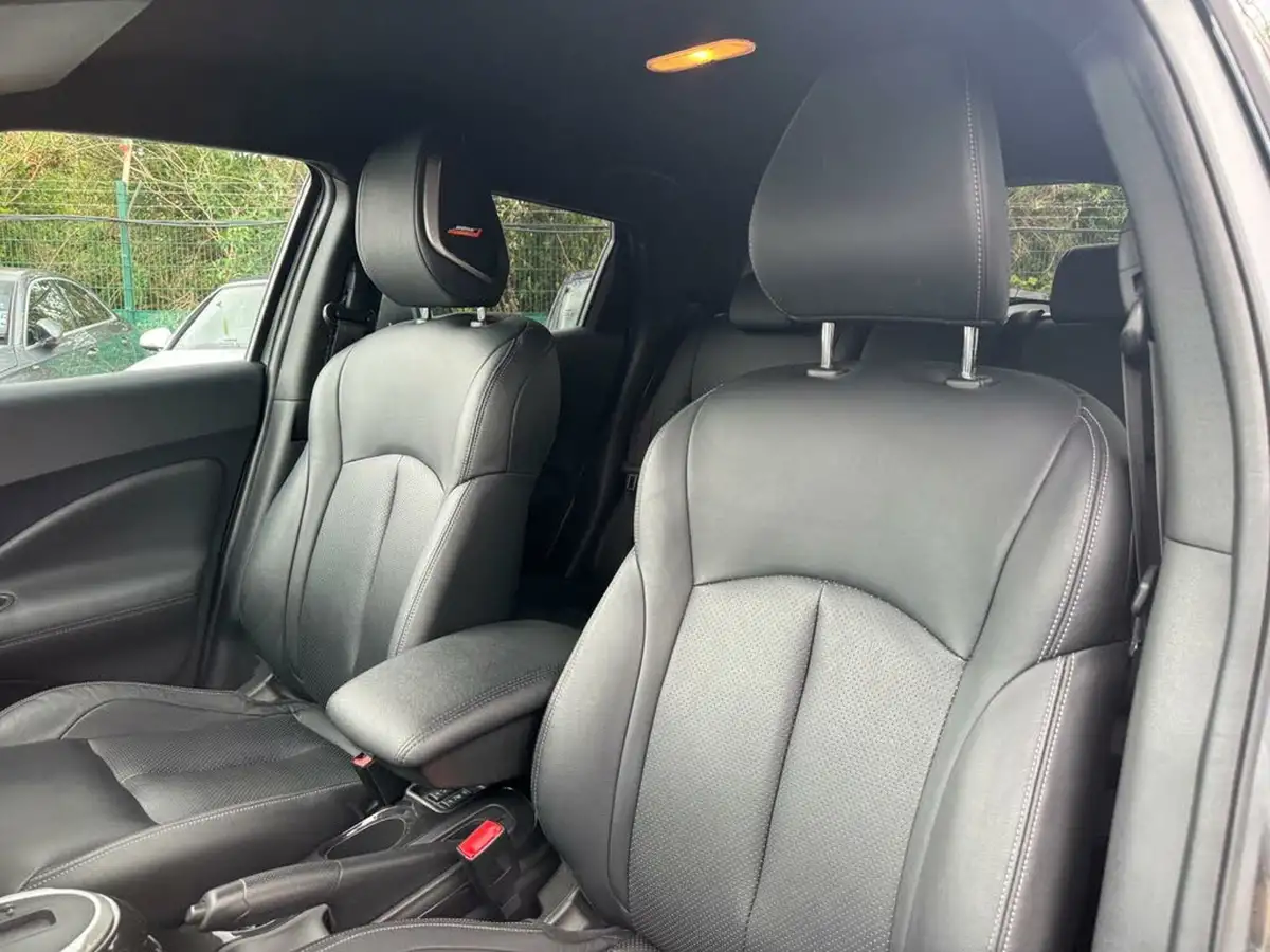 2019-nissan-juke-16-tekna-112ps-xtronic-cvt-big-28