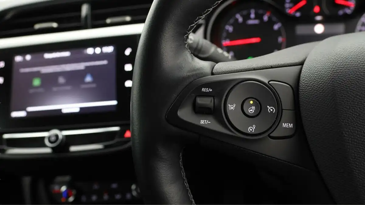 2021-vauxhall-corsa-12i-griffin-edition-big-20