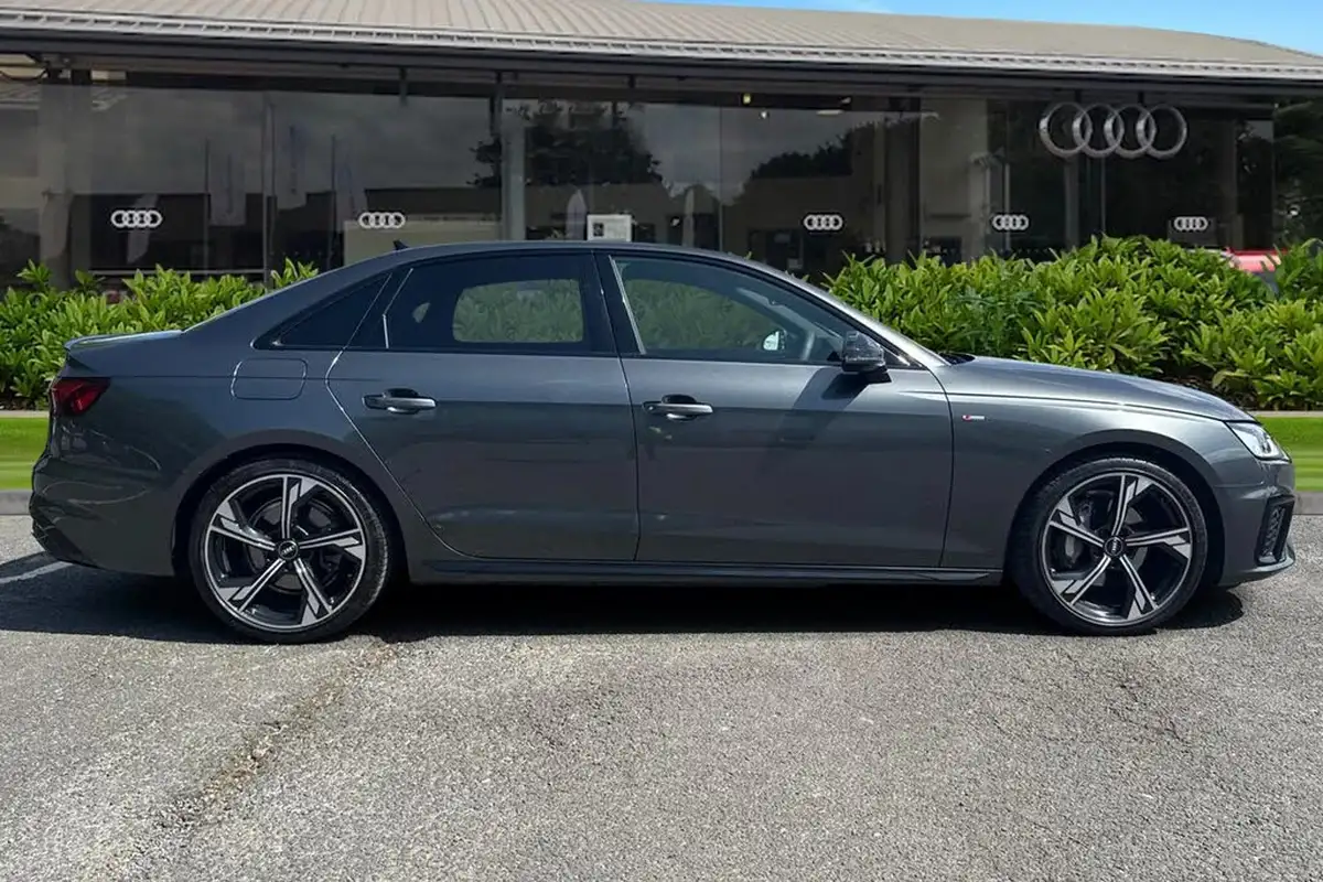 2024-audi-a4-20-40-tfsi-black-edition-big-2