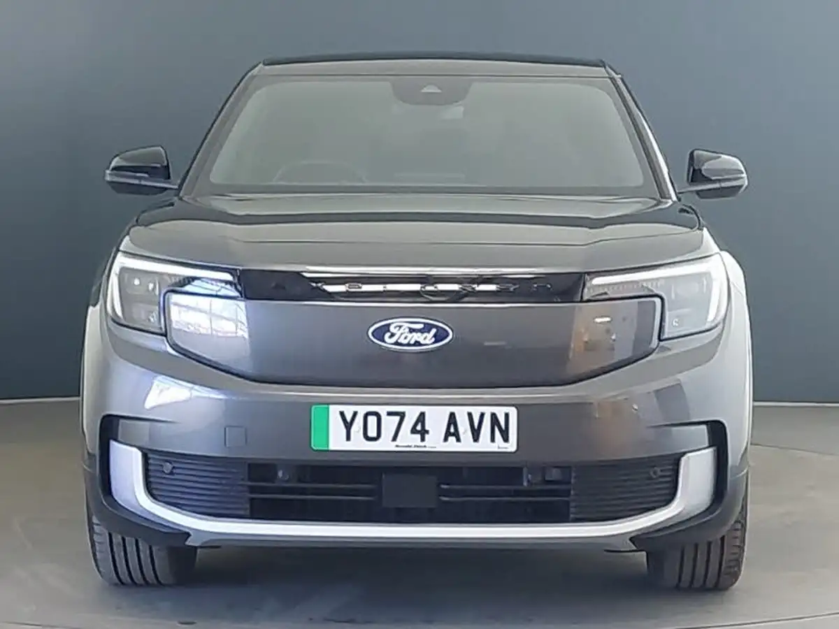 2024-ford-explorer-e-premium-286ps-77kwh-big-18