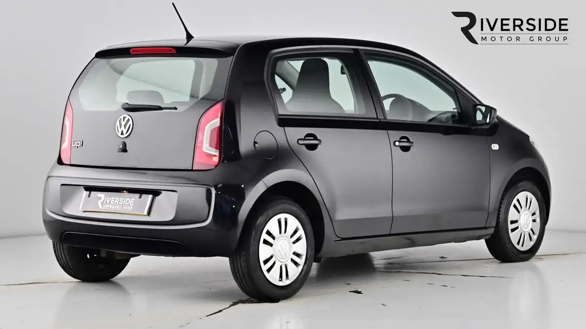 2016-volkswagen-up-10-move-up-5d-big-6