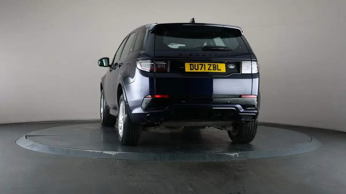 2021-land-rover-discovery-sport-15-p300e-r-dynamic-s-big-38
