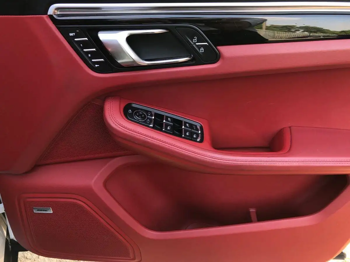 2019-porsche-macan-30-v6-s-big-30