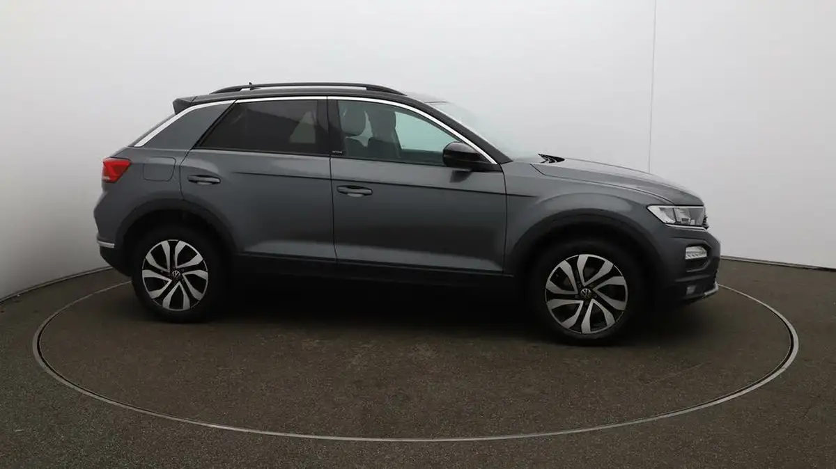 2021-volkswagen-t-roc-10-tsi-active-hatchback-5d-big-40