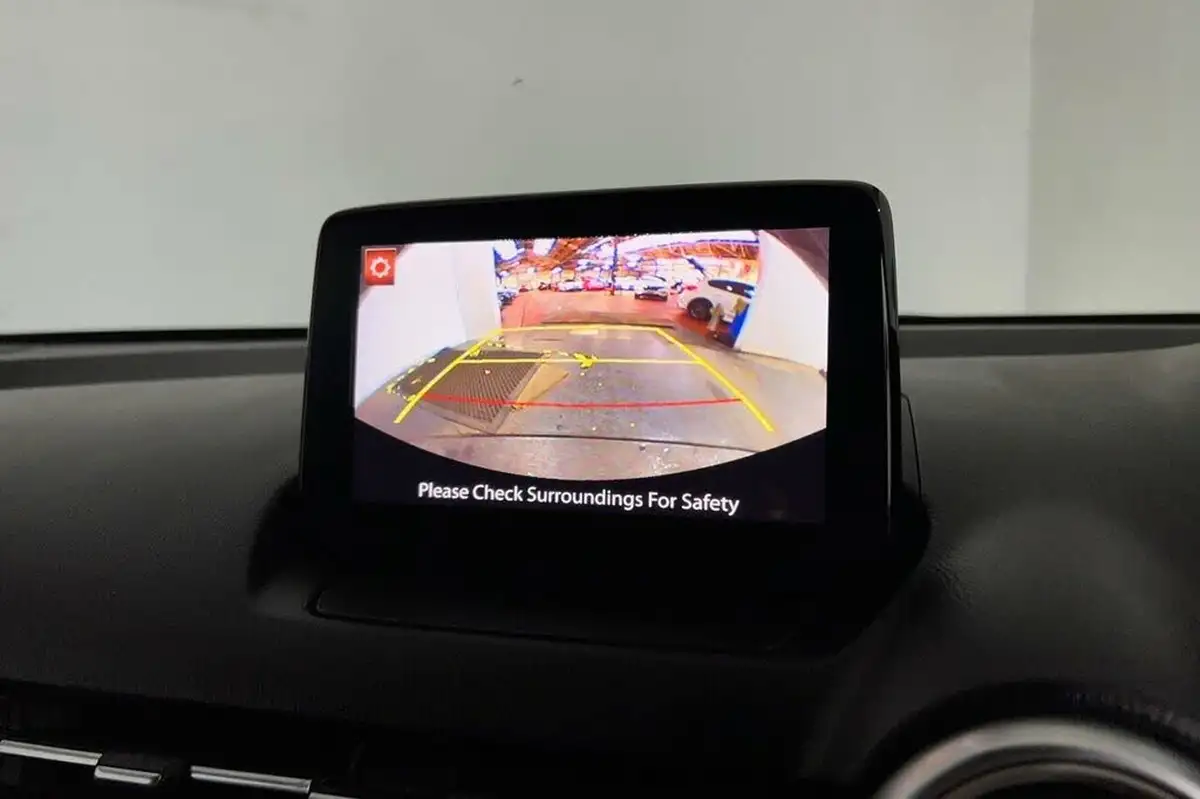 2021-mazda-mazda2-15-skyactiv-g-gt-sport-nav-light-stone-big-29
