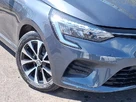 2021-renault-clio-10-tce-iconic-edition-small-11