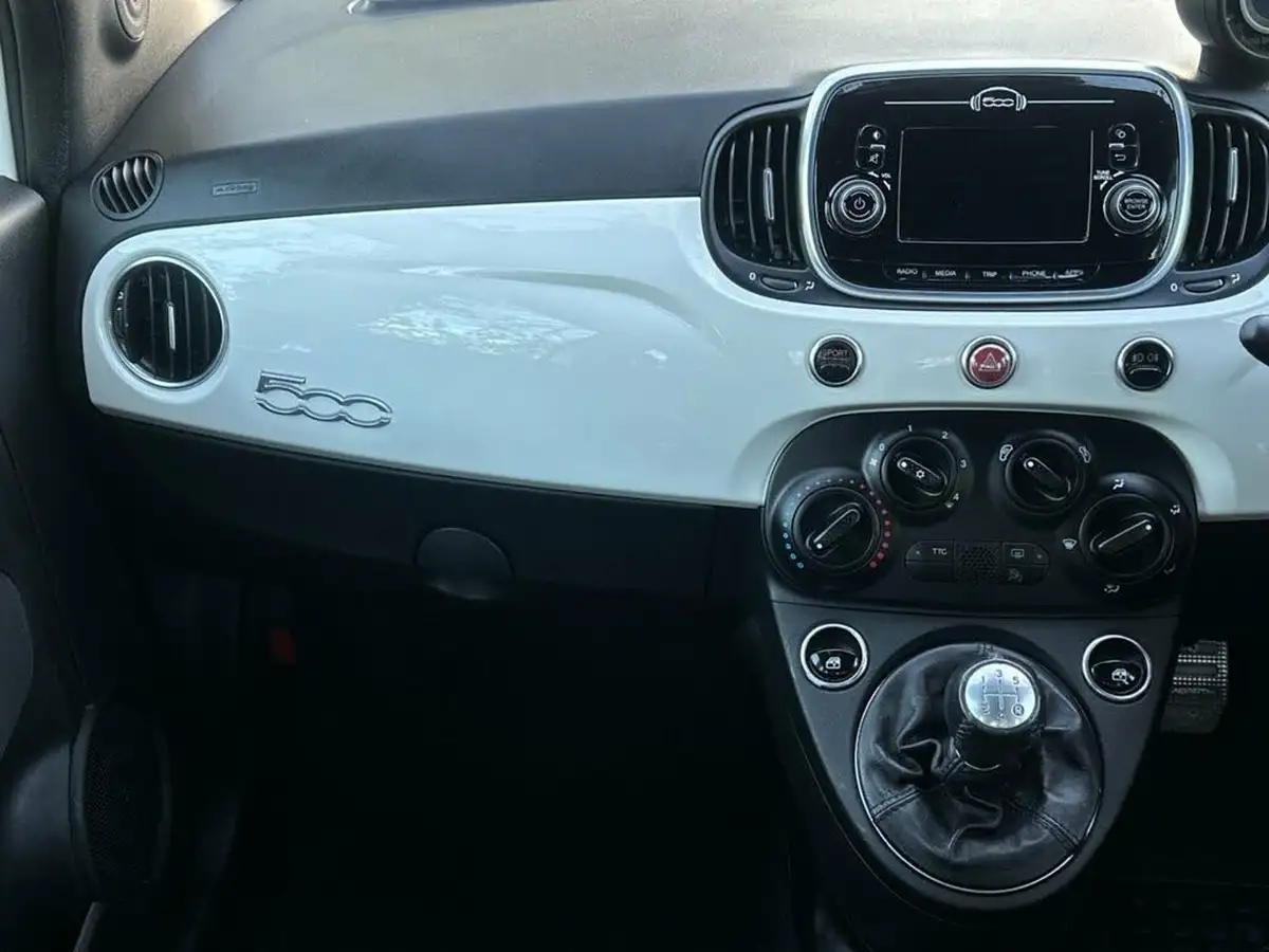 2017-abarth-595-14-tjet-big-13