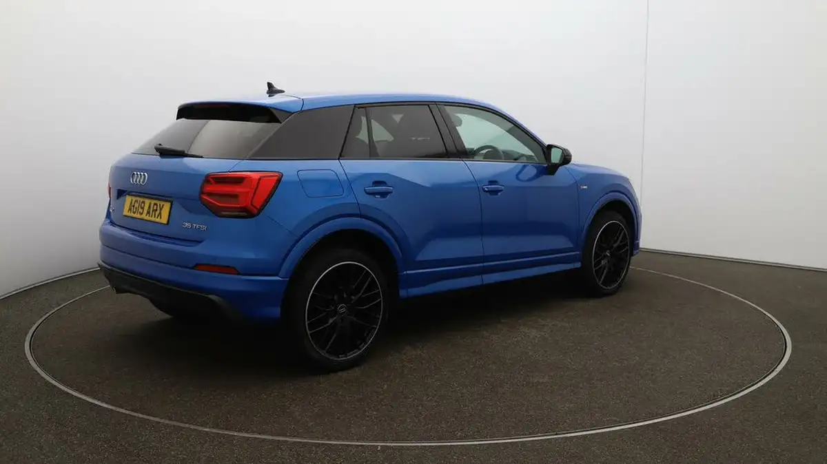 2019-audi-q2-15-35-tfsi-black-edition-cod-big-46