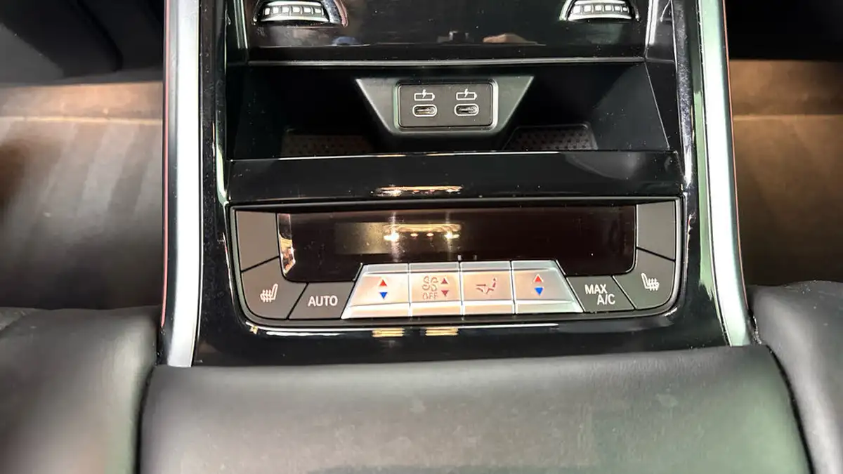 2022-bmw-8-series-30-840i-m-sport-gran-coupe-4d-big-16