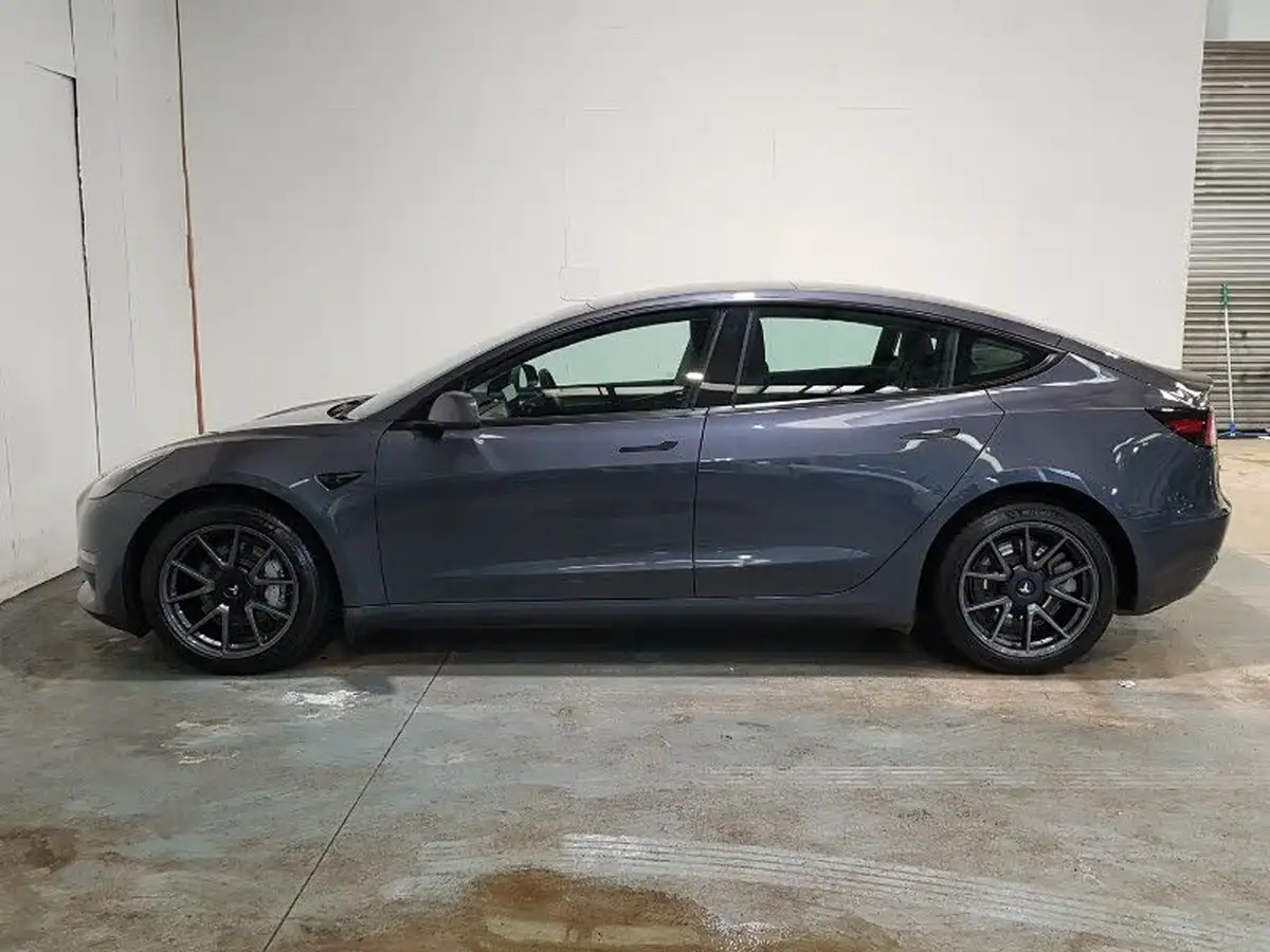 2021-tesla-model-3-e-long-range-awd-big-3