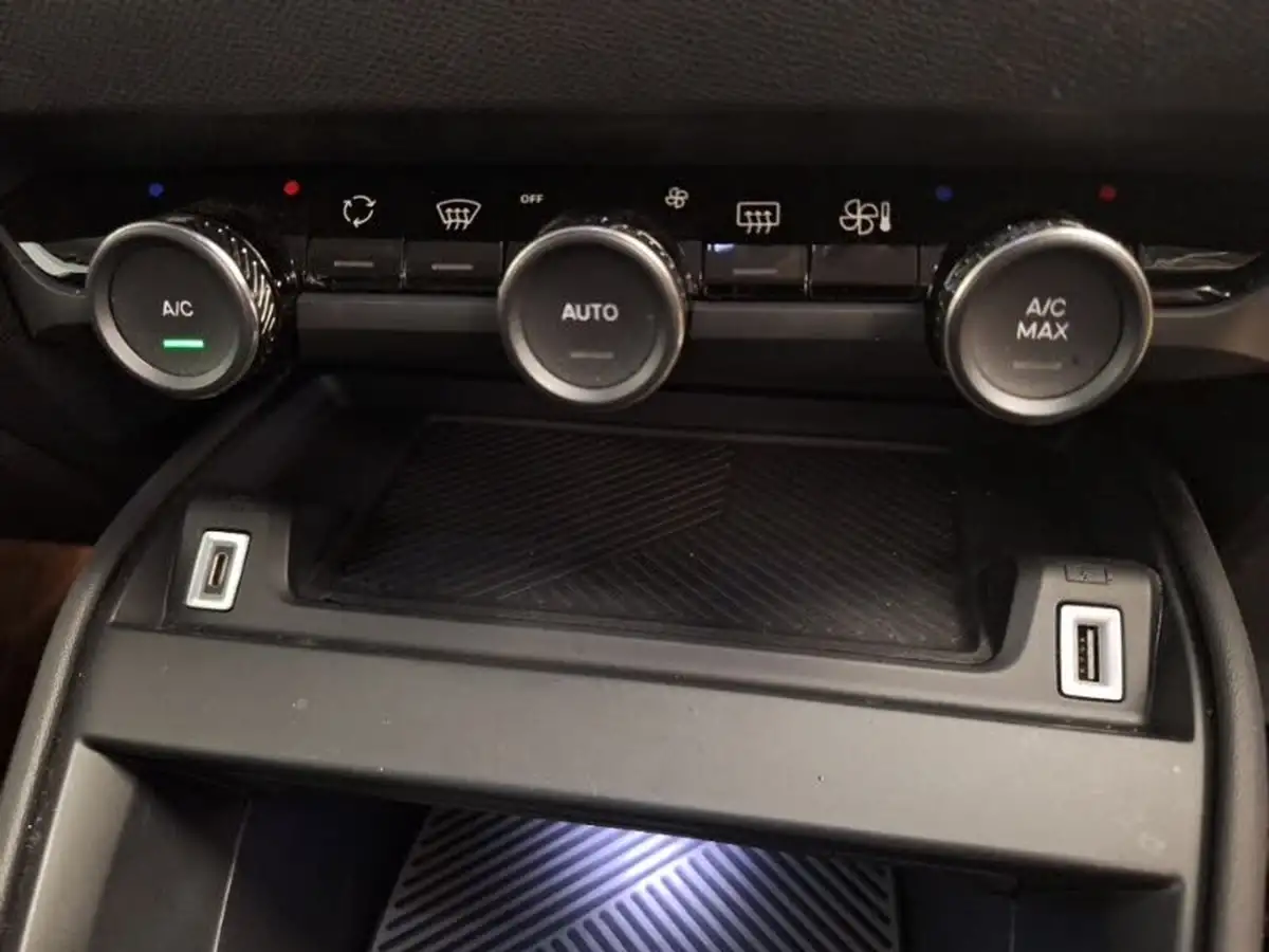 2022-citroen-c4-12-puretech-shine-130ps-big-14