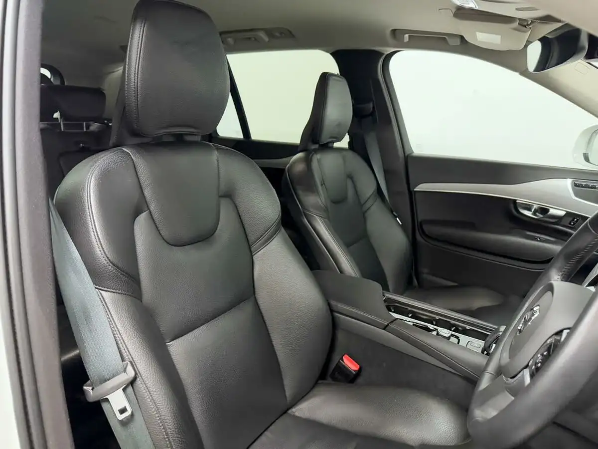 2021-volvo-xc90-20td-b5-momentum-big-32