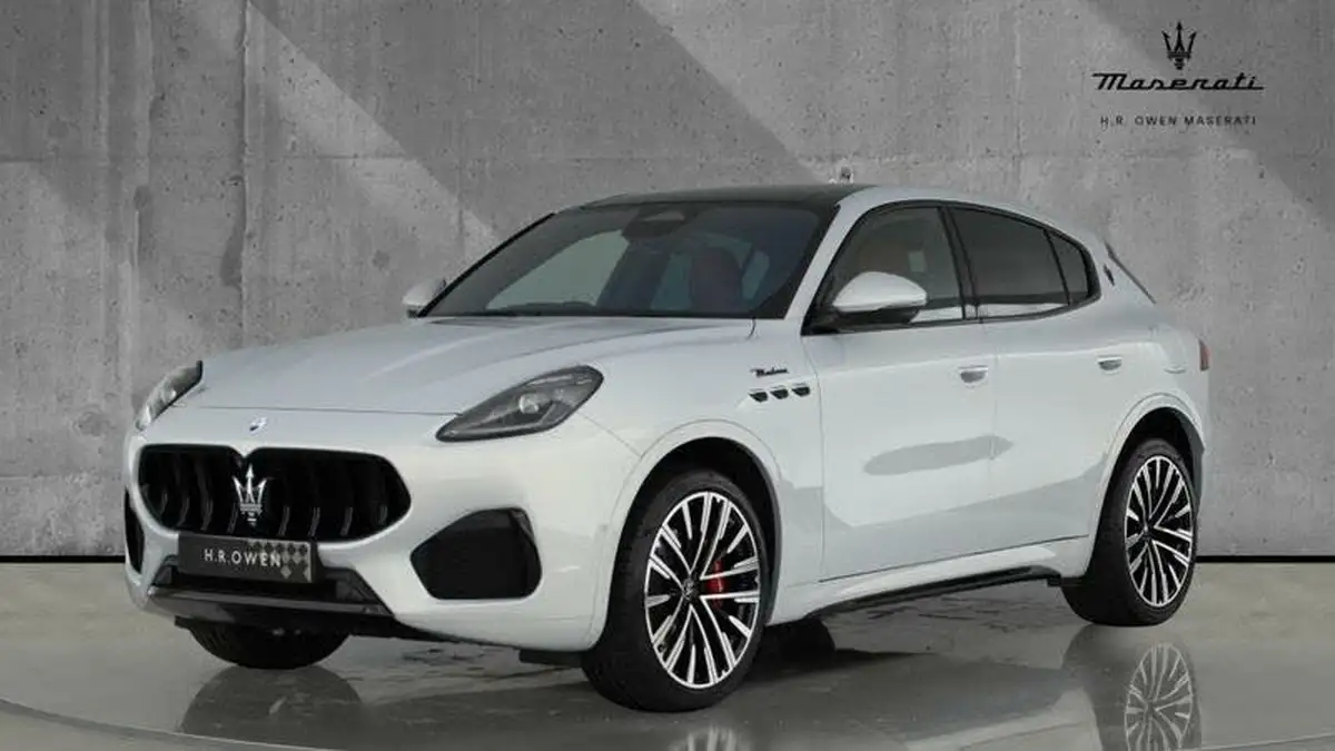 2023-maserati-grecale-20-modena-big-24