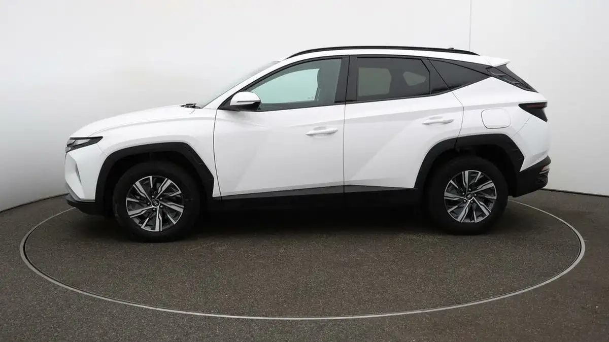 2023-hyundai-tucson-16-t-gdi-se-connect-230ps-hybrid-auto-big-4