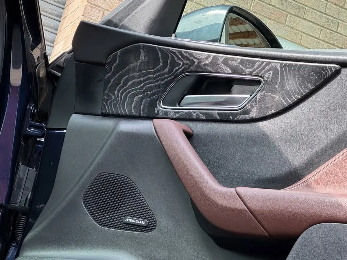 2018-jaguar-f-pace-30-v6-sc-s-big-32