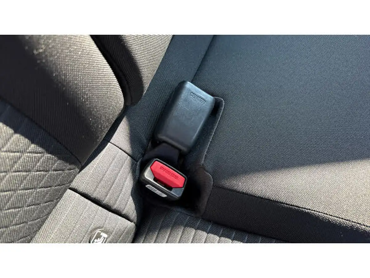2021-hyundai-i20-10-t-gdi-se-connect-eclutch-imt-big-16