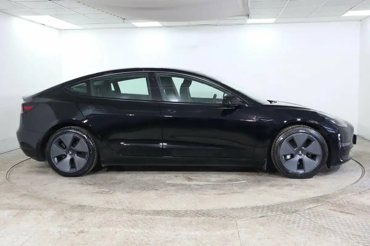 2021-tesla-model-3-e-long-range-4x4-big-6