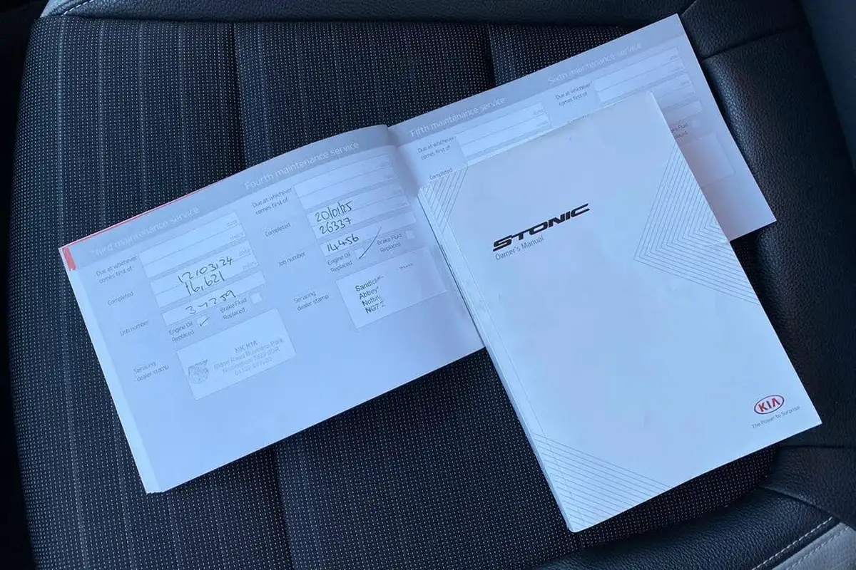 2021-kia-stonic-10-t-gdi-connect-big-17
