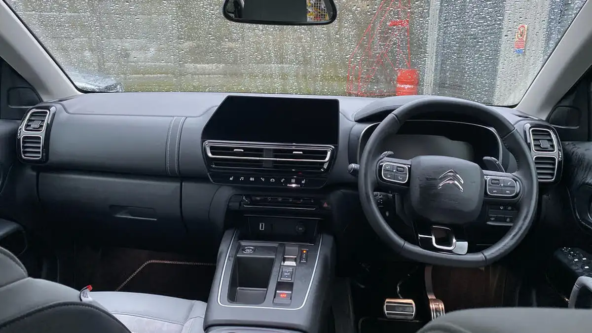2024-citroen-c5-aircross-16-puretech-e-series-big-3