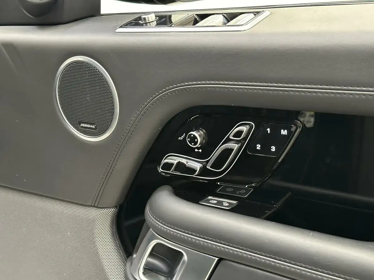 2018-land-rover-range-rover-50v8-sc-autobiography-525ps-awd-lwbss-big-10