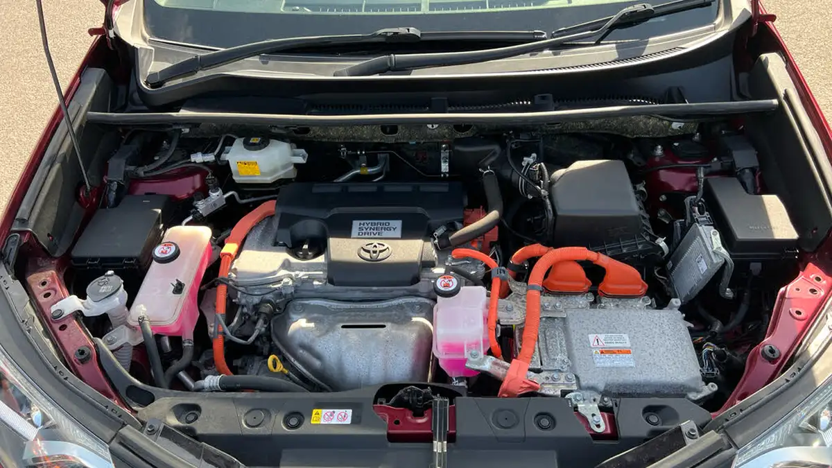 2018-toyota-rav4-25-vvt-i-icon-tech-big-17