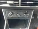 2022-volkswagen-polo-10-life-small-17