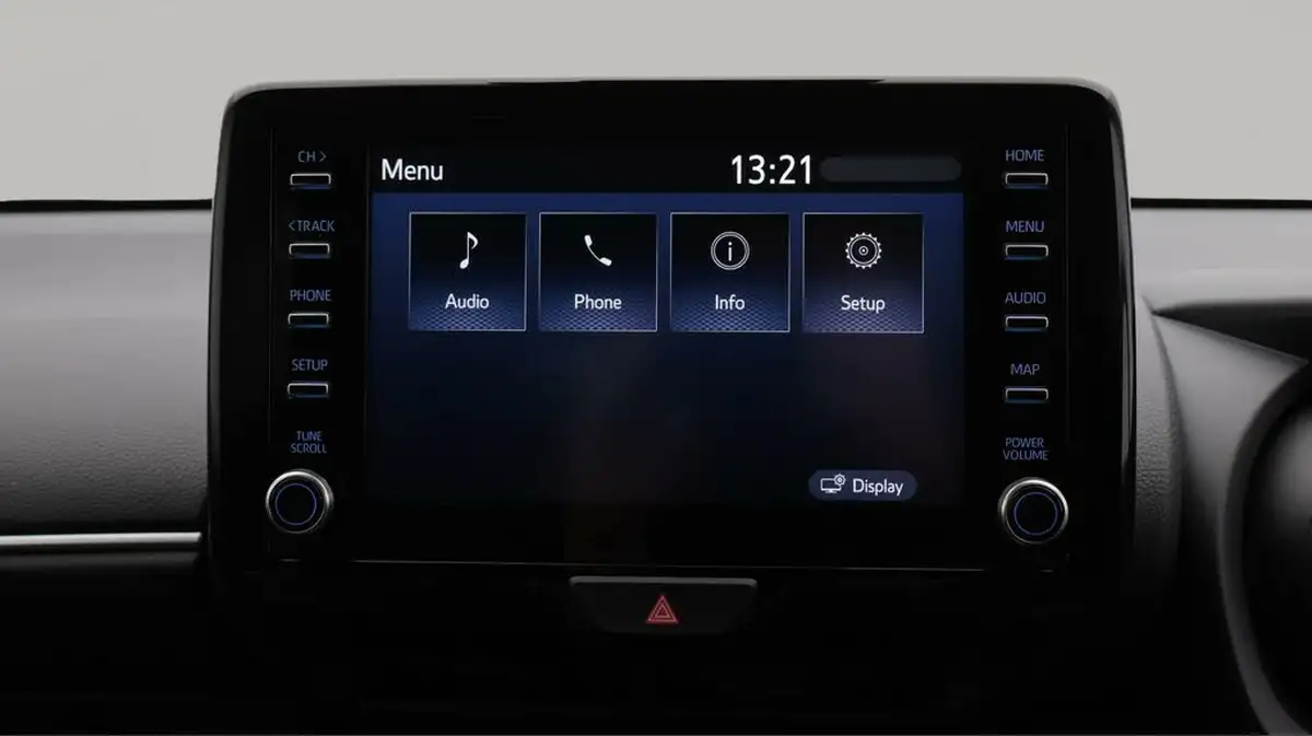 2021-toyota-yaris-15-vvt-i-design-big-11