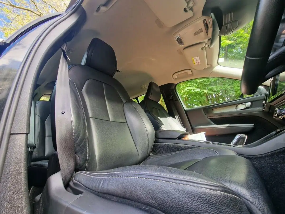 2020-volvo-xc40-20-t4-inscription-pro-awd-big-13