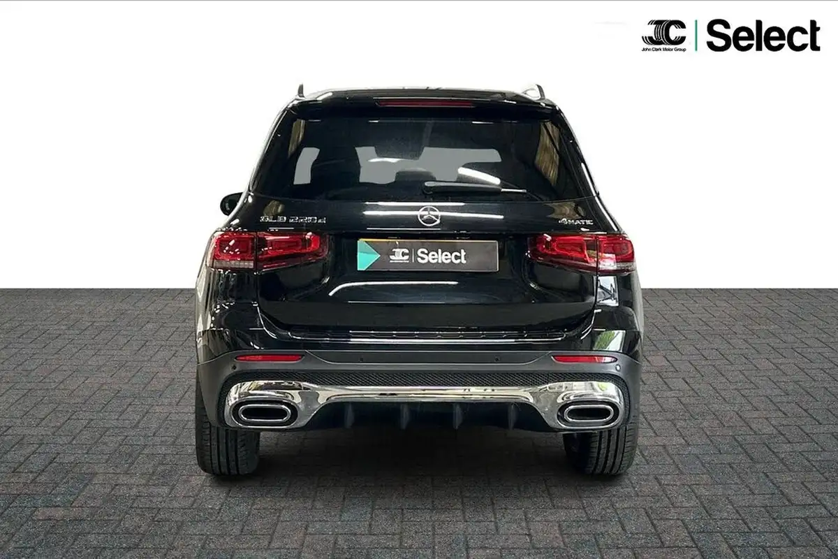 2020-mercedes-benz-glb-class-20d-glb220d-amg-line-premium-7-big-13