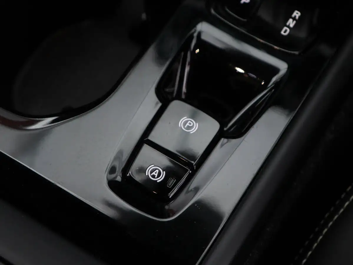 2019-volvo-xc40-15-t3-r-design-163bhp-geartronic-big-23