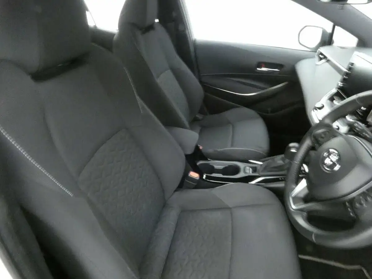 2020-toyota-corolla-18-vvt-i-icon-tech-spare-wheel-hatchback-5d-big-8