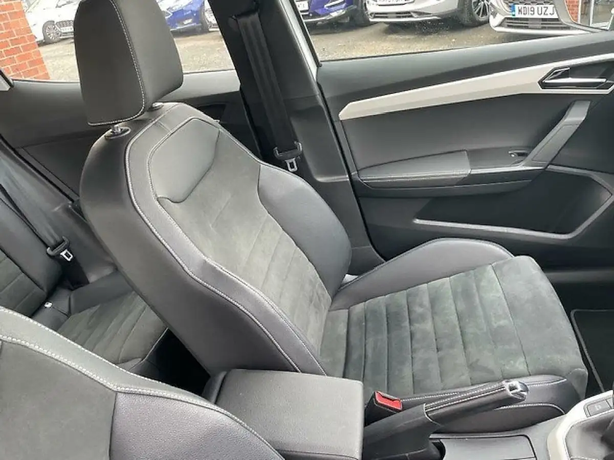 2019-seat-arona-10-tsi-xcellence-lux-ss-big-15