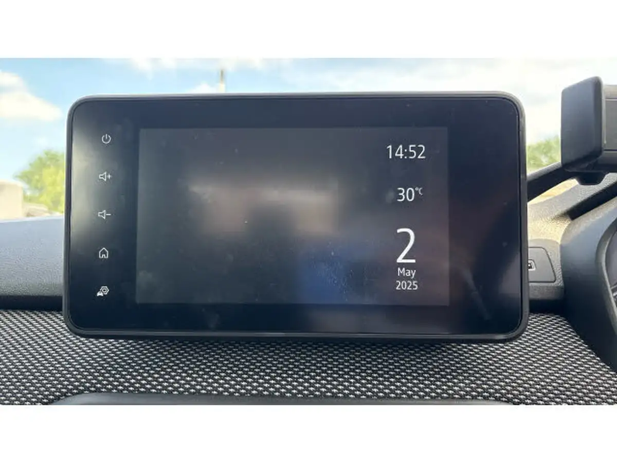 2024-dacia-sandero-10-tce-journey-90bhp-big-38