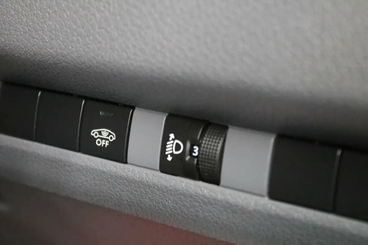 2021-peugeot-expert-e-professional-standard-75kwh-panel-big-58
