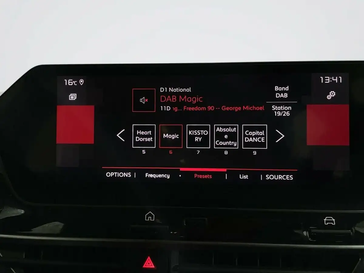 2021-citroen-c4-12-puretech-sense-big-17