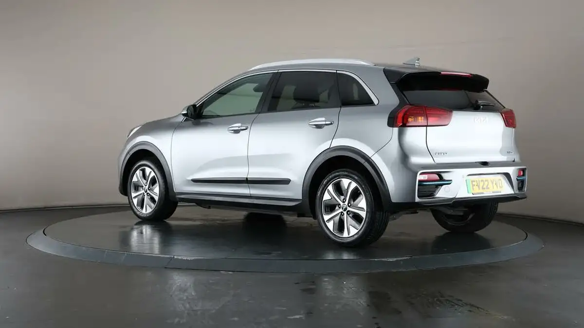 2022-kia-niro-ev-e-2-big-5