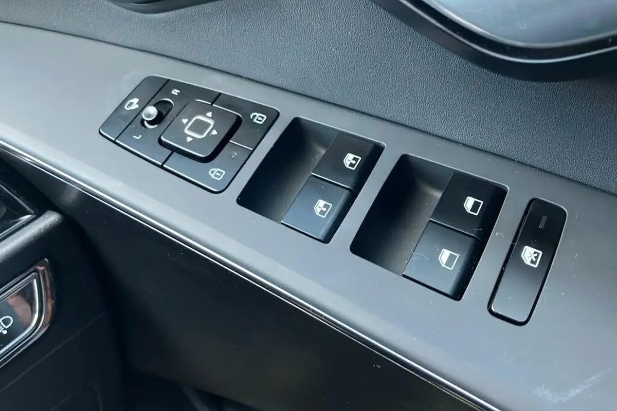 2024-kia-niro-16-gdi-4-127bhp-hev-132kwh-big-17