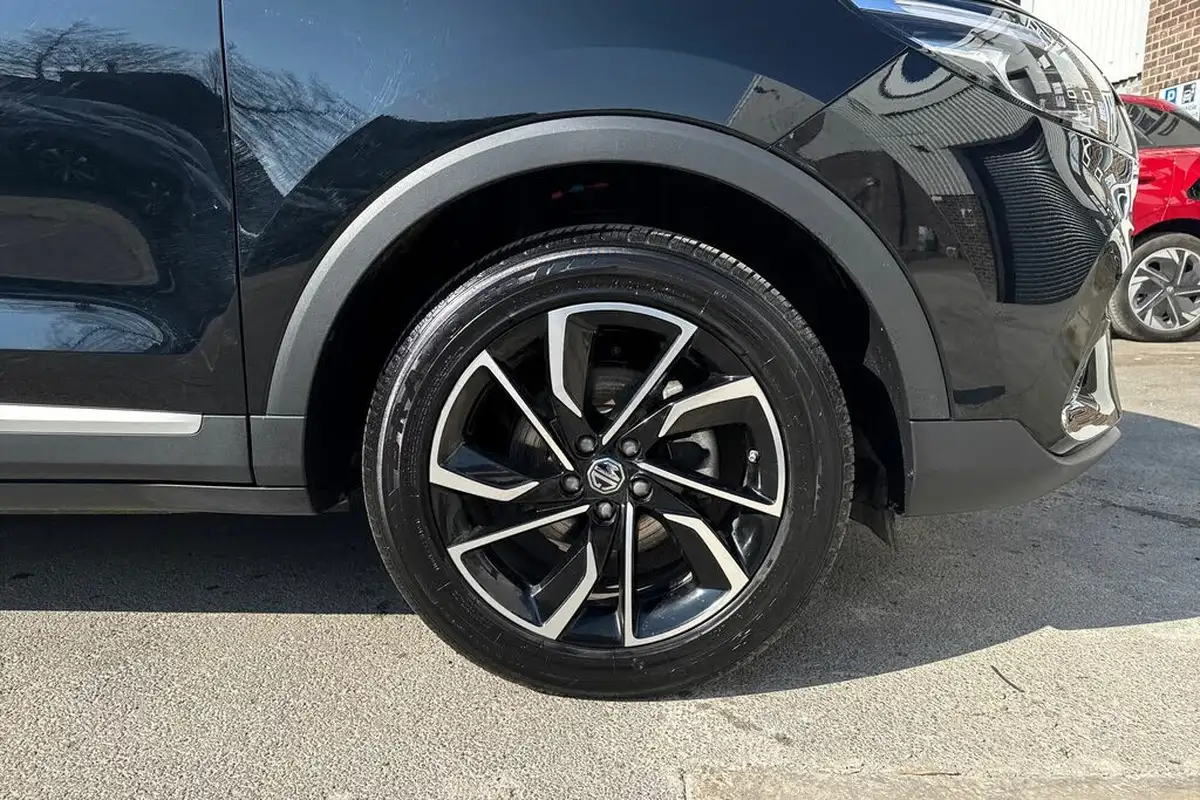 2023-mg-zs-suv-15-vti-tech-exclusive-big-16