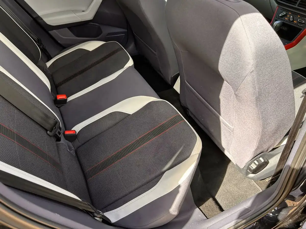 2020-volkswagen-polo-10-tsi-beats-dsg-big-24
