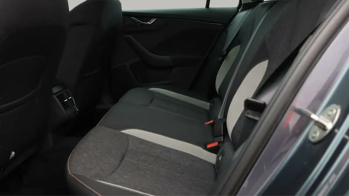 2020-skoda-kamiq-15-tsi-se-l-hatchback-big-15